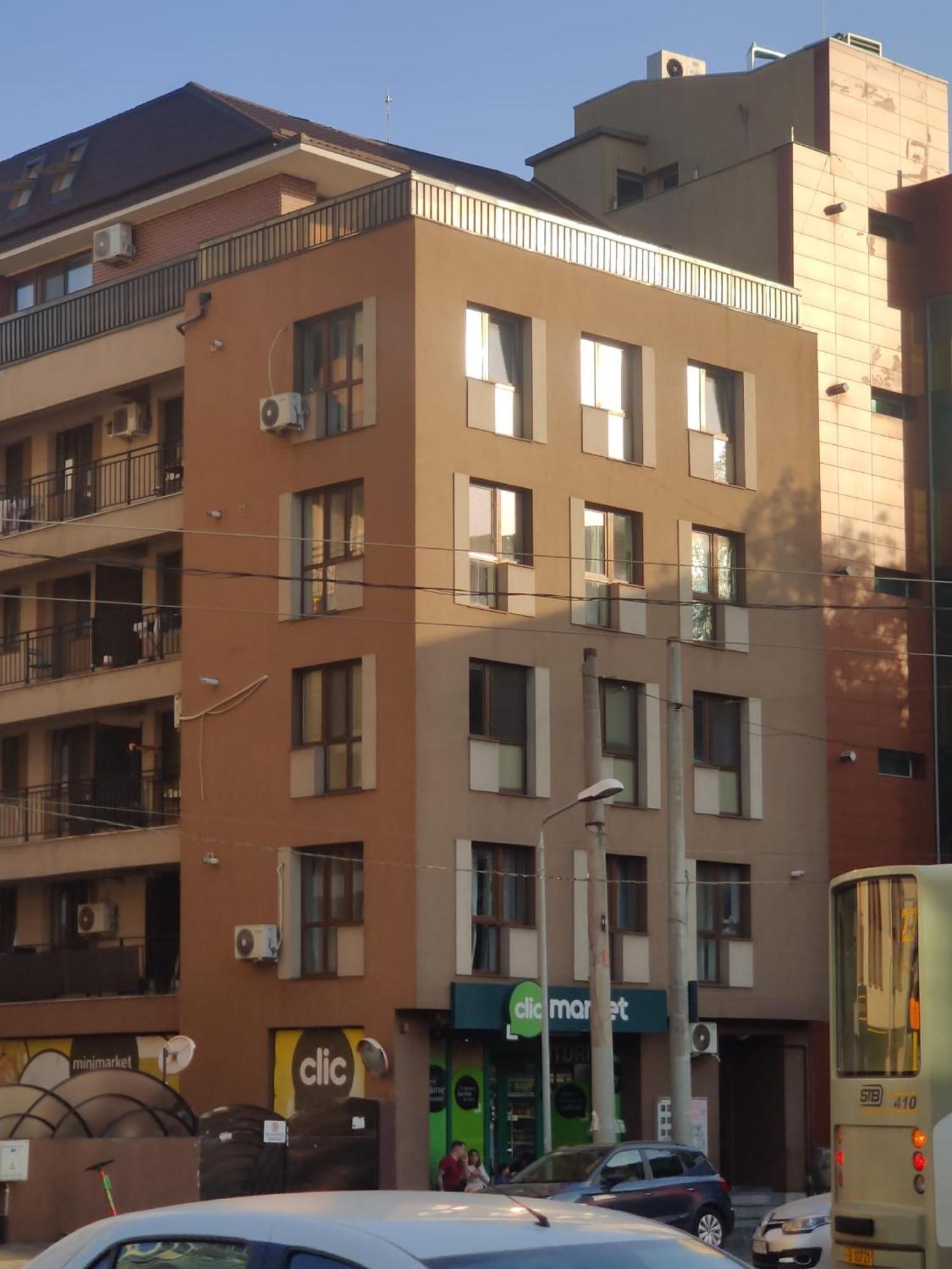 Studio Deluxe Uniri บูคาเรสต์ ภายนอก รูปภาพ